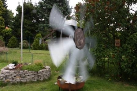 Generator ?. Gefunden.Spannung zu hoch • www.kleinwindanlagen.de