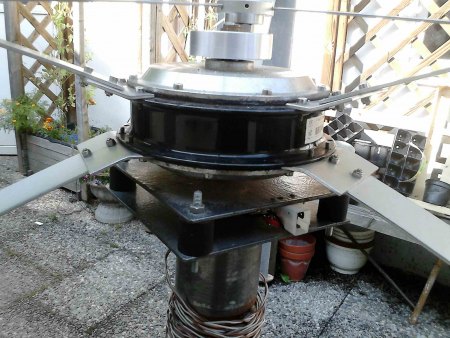 Mastbefestigung bmit Gummipuffer