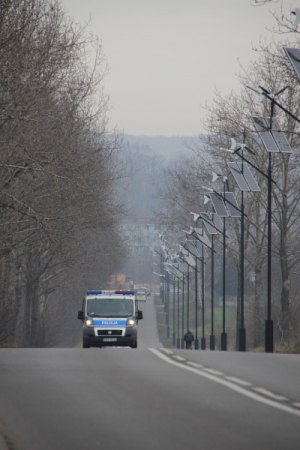 Straßenlaternen mit Windkraft betrieben