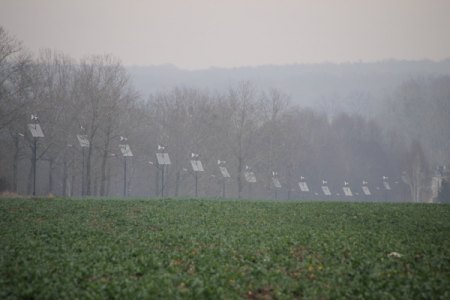 Straßenlaternen mit Windkraft betrieben