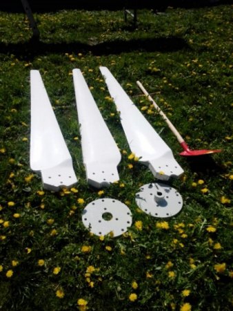 Verkaufe Ersatzrotorblätter 4 m Durchmesser mit Aufnahmeplatten