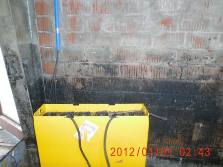 Savonius auf dem Berg,,++Anschluß -Staplerbatterie ,Paralell Netz