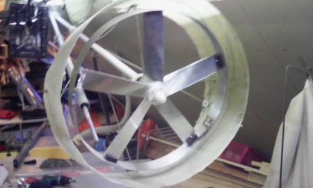 Inselbetrieb auf kleinem Segelboot