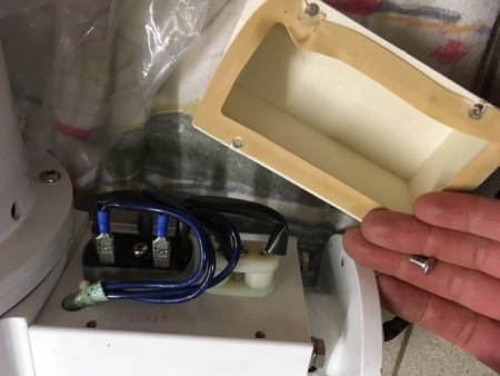 Gummidichtung und Gleichrichter