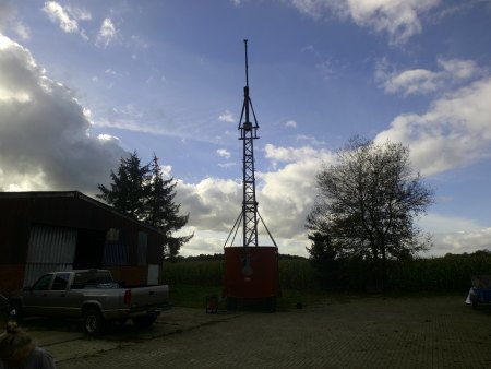 Zugvorrichtung schwenkbarer Mast !