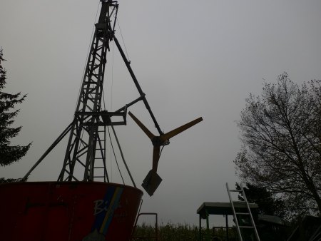 Zugvorrichtung schwenkbarer Mast !