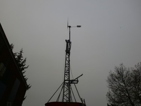 Zugvorrichtung schwenkbarer Mast !