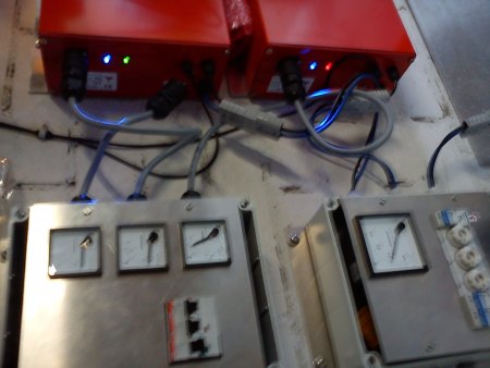 2Geräte und AC DC Boxen