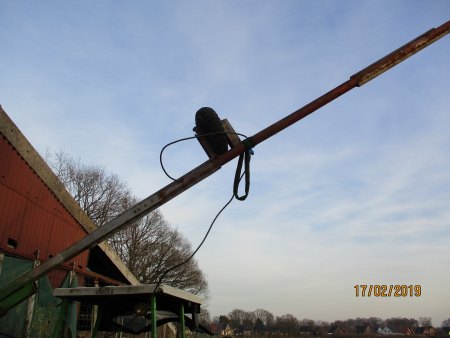 Zweiten 3 Flügler  mit Fundament versteckt hinter der Halle !