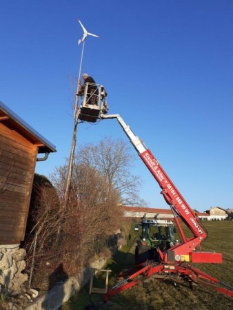 Suche Laderegler für 500W Anlage an 48V Stapler-Batterie