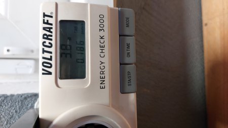 Standby 3,8W mit Display on