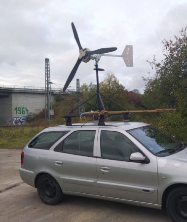 Eigenbau mit Black-600 Flügeln