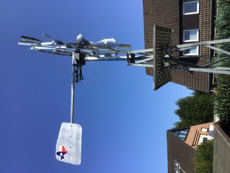 Suche Laderegler und Generator für ein ein Meter Windrad